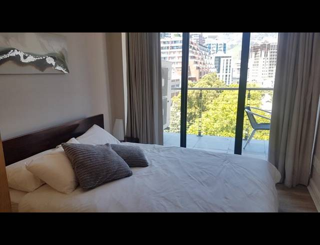 2 BEDROOM PROPERTY TO RENT IN GREEN POINT